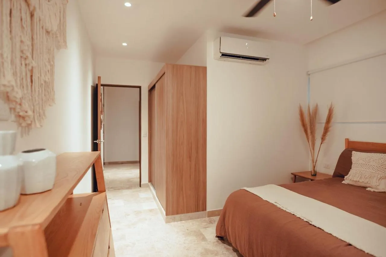 Stylish Luxury Condo In The Heart Of Playa Playa del Carmen 0*,  México